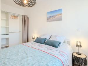 Maisons de vacances Holiday Home Domaine de Peyroutic by Interhome : photos des chambres