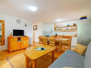 Holiday Home Luka by Interhome