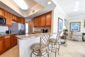 Silver Beach Towers W1203