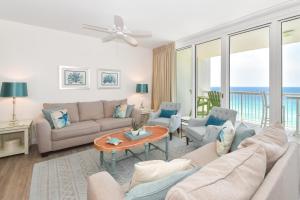 Silver Beach Towers W1403