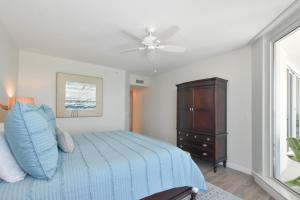 Silver Beach Towers W1403