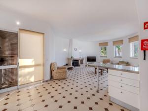 Apartment T3 capricórnio by Interhome