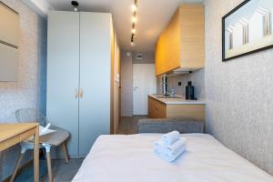 Reymonta 24 Smart Space Studio by BookingHost