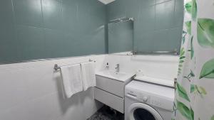 Los Voladores Retreat