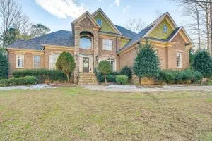 5 Mi to Falls Lake Family Home in Raleigh - Wake Forest