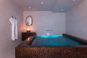 Hotels The One Alma Paris : photos des chambres
