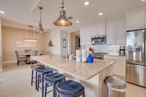 Paradise on the Bay by Coastal Chic Vacations