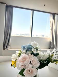 The Sanctuary Rosa Innocta - 1 min from Hongdae Exit 1