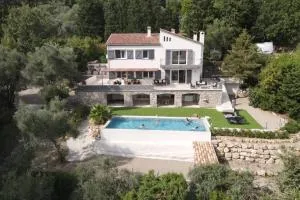 Modern House with Pool and Beautiful Terrace Sea View - BENAKEY - Châteauneuf