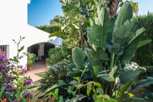 Villa in Marbella with golf views