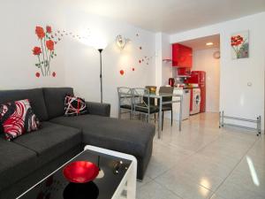 Apartment Apolo VII-3 by Interhome