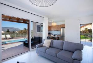 Villa Pervana- Private pool - Close to the Beach