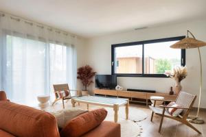 Prestigious Sunset 1&2 Villas 2 heated swimming pools sea view16 pers