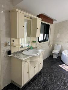 Casa Robleda, Piscina privada cubierta y Jacuzzi