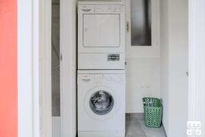 CASA DEL LAGO by Design Studio