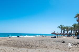 Luxury beachfront 3BR in Nereidas with Pools Spa Gym