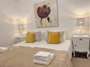 Casa do Carmo Fuzeta by Junto ao Mar