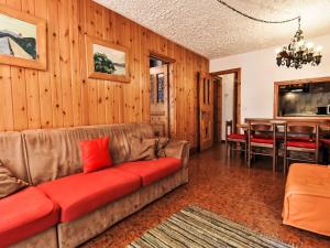 Apartment Casa Rossa by Interhome