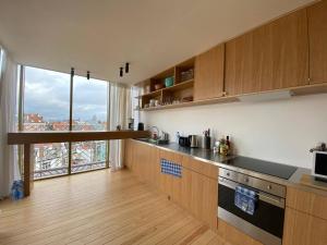 Top Floor New Duplex Stunning View In Trendy St Gilles