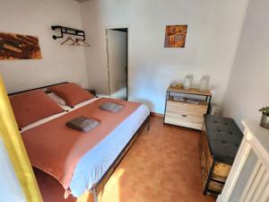 B&B / Chambres d'hotes Le Barry du Grand Chemin : Chambre Double