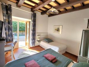 B&B / Chambres d'hotes Le Barry du Grand Chemin : Chambre Triple