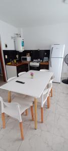 Monoambiente super cómodo y cerca de todo - Ubytování bez kategorie ve městě Mar de Ajó