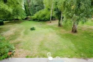 Maisons de vacances Maison chaleureuse a Saints avec jardin et terrasse : photos des chambres