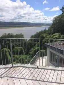 The Old Stables Aberdyfi apartment 3 - Scyborycoed