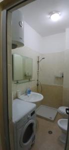 Giorgios apartmant on the sea