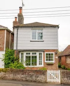 Fern Cottage Iden, Rye - Stone