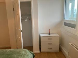 Shoreditch - Hoxton 2 bed flat