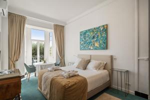 Hotels Hotel Le Roquebrune : photos des chambres