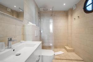 Hotels Hotel Le Roquebrune : photos des chambres