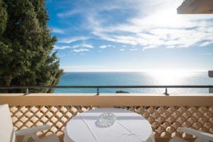 Hotels Hotel Le Roquebrune : photos des chambres