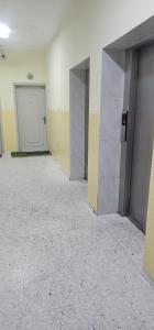 Hindi & Urdu Speak only Men