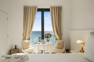 Hotels Hotel Le Roquebrune : photos des chambres