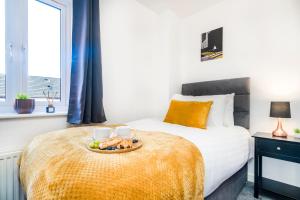 Elegant 3-Bedroom Family Home, Sleeps 6, High-Speed Wi-Fi