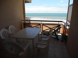 appartement en frond de mer - 3hvězdičkové hotely ve městě Soulac-sur-Mer