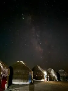 Desert Central Asia Yurt Camp - Elʼtay