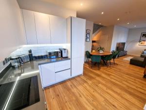Premium City Centre 3Bed Home by City SuperHost