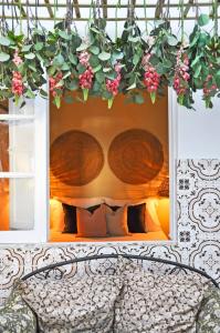 Casa Salinas, Elegant Flat w patio in Taviras Historical Centre