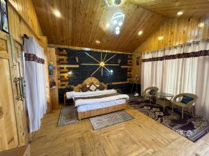 Hunting Wood Kathkuni Cottage