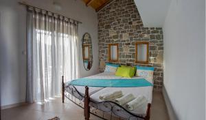 Theano Apartments