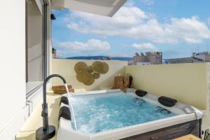 Bright Acropolis Loft Plunge Pool