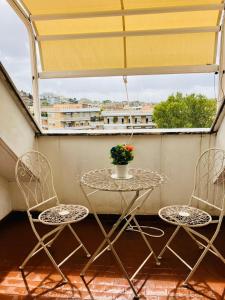 Elegant Penthouse - Metro Conca dOro & Terrace