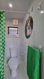 City Farmer Farmyard Stays, Sleep Easy, Stay Rural, Explore Amsterdam