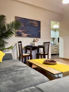 Social Pop Apartment