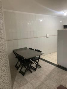 Apartamento condomínio célia