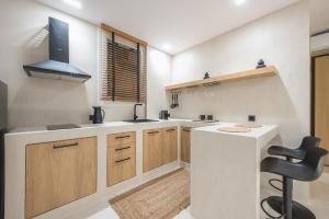 Exarcheia Luxury Apartment