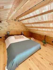 Mountain Eco Shelter 4